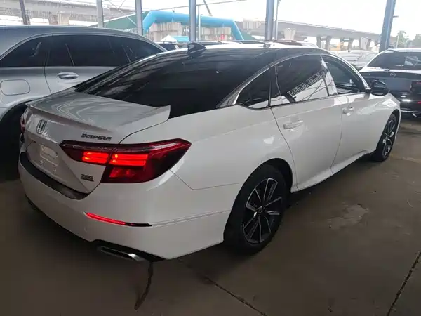Honda Inspire 2022