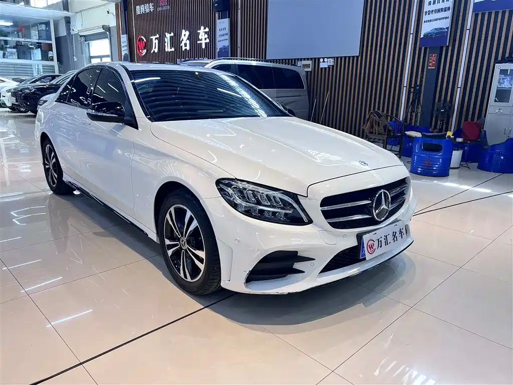 Mercedes-Benz C-Class 2017 — фото 3