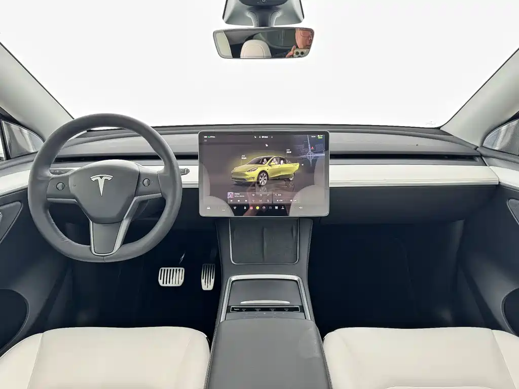 Tesla Model Y 2022 — фото 6