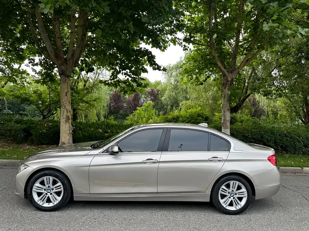 BMW 3 Series 2016