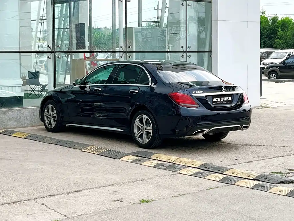 Mercedes-Benz C-Class 2019