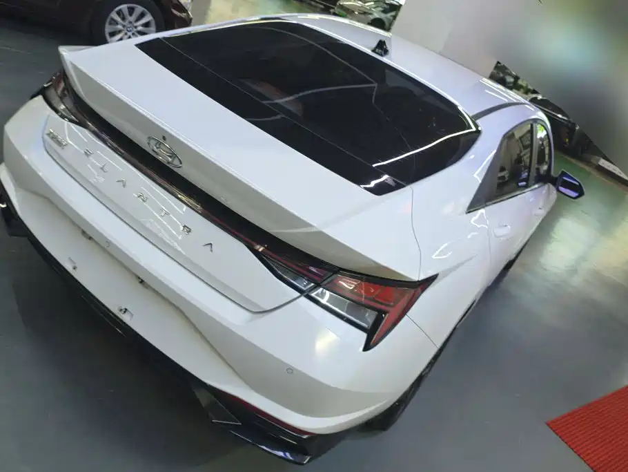Hyundai Elantra 2020
