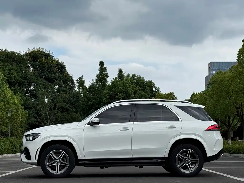 Mercedes-Benz GLE 2019 — фото 3