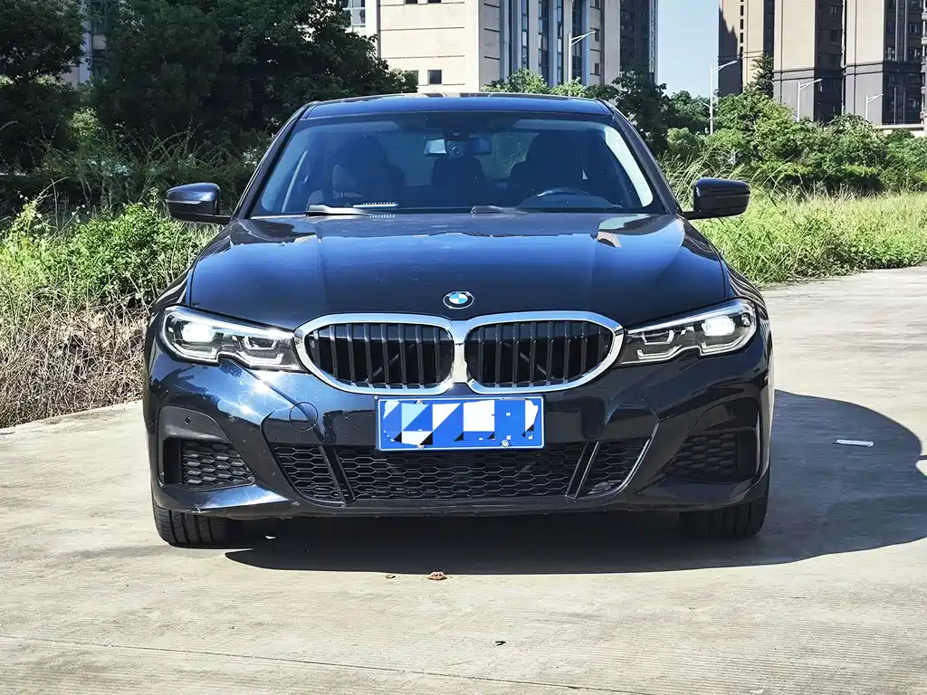 BMW 3 Series 2021