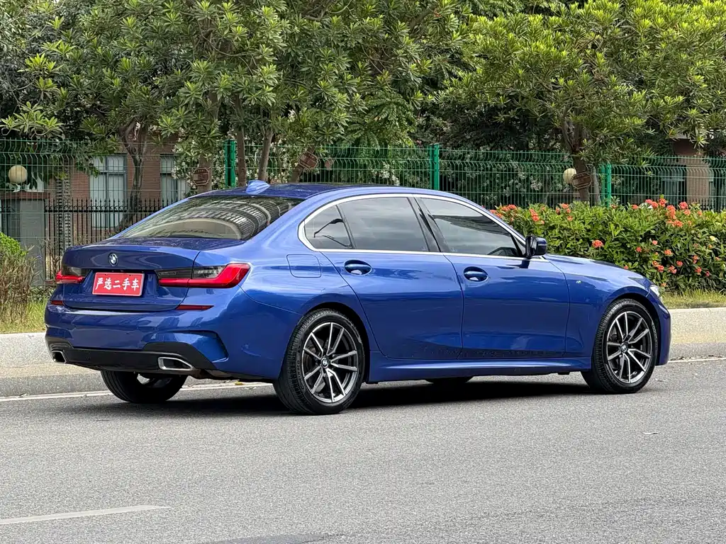 BMW 3 Series 2021