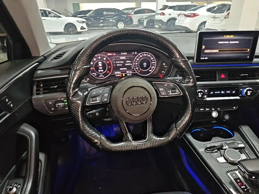 Audi A4L 2020 — фото 11