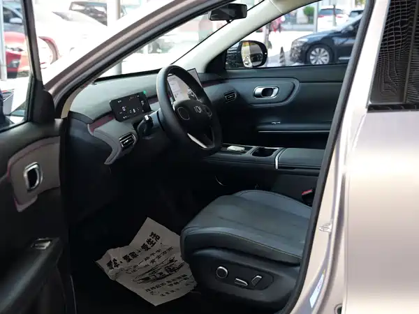 Changan Qiyuan Q05 2025