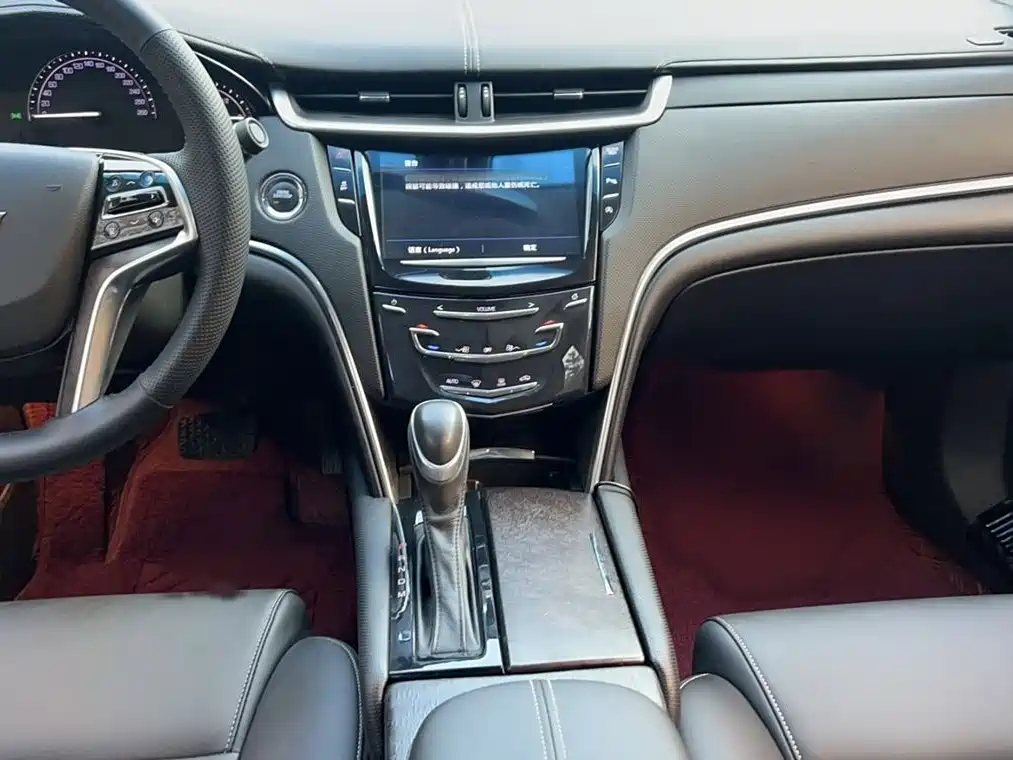 Cadillac XTS 2019 — фото 23