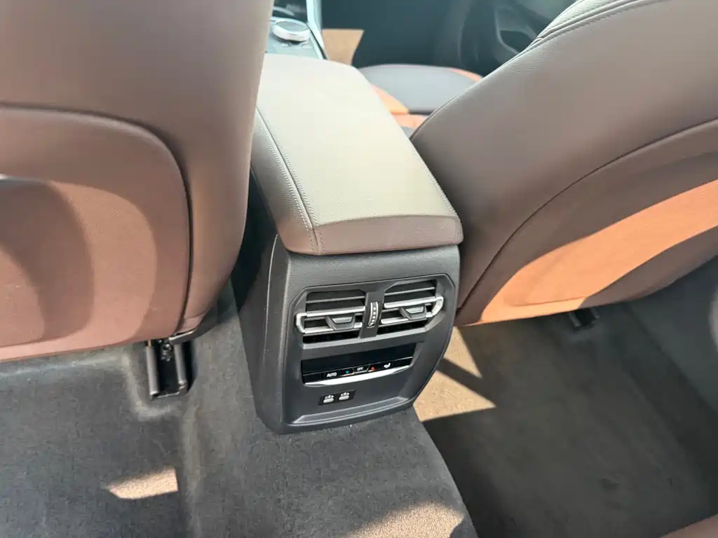 BMW 3 Series 2023