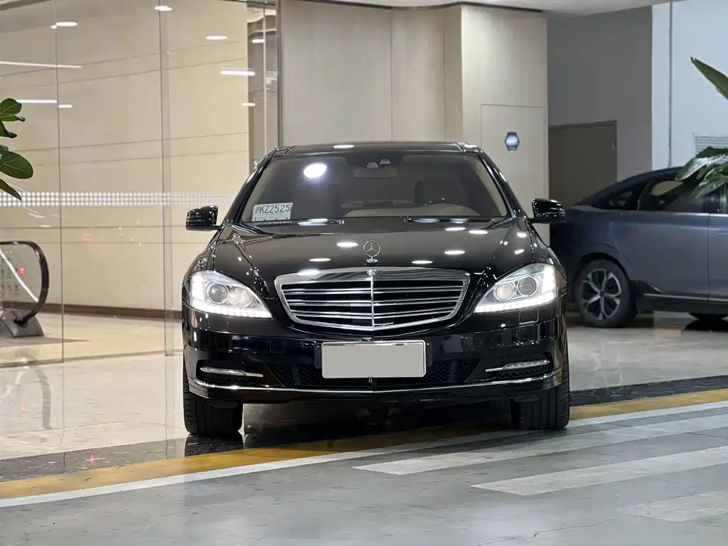 Mercedes-Benz S-Class 2010 — фото 2