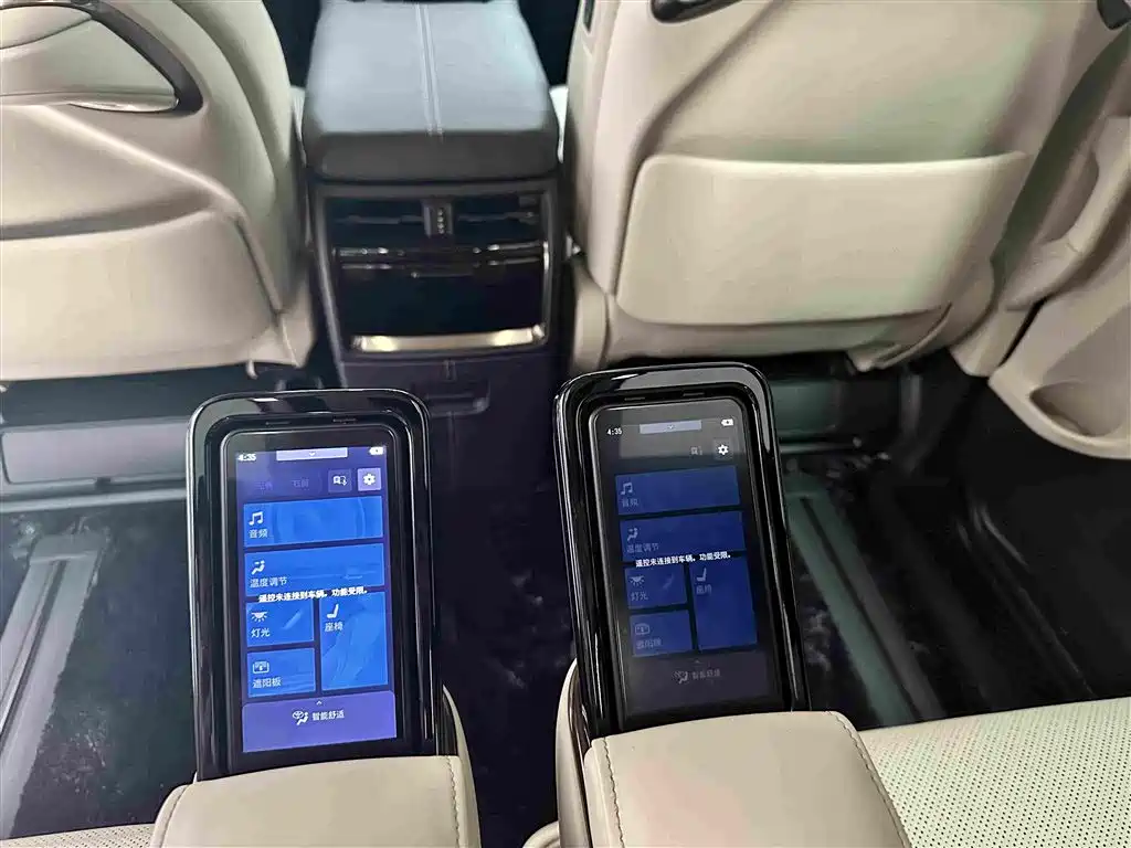 Toyota Vellfire 2025 — фото 25