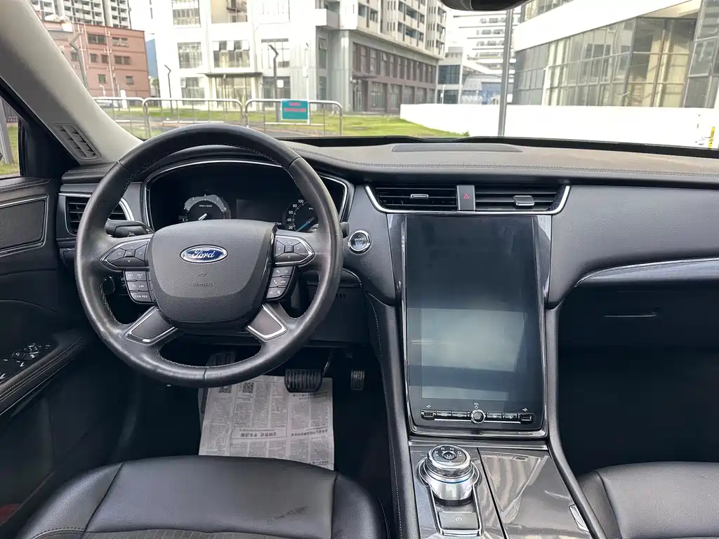 Ford Taurus 2021 — фото 9