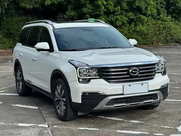 GAC Trumpchi GS8 2017