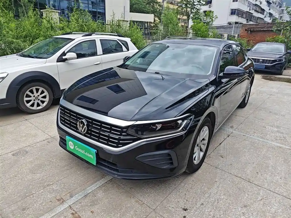 Volkswagen Passat 2025