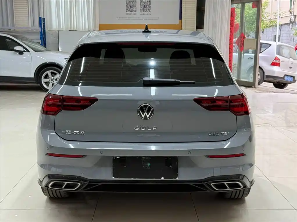 Volkswagen Golf 2023