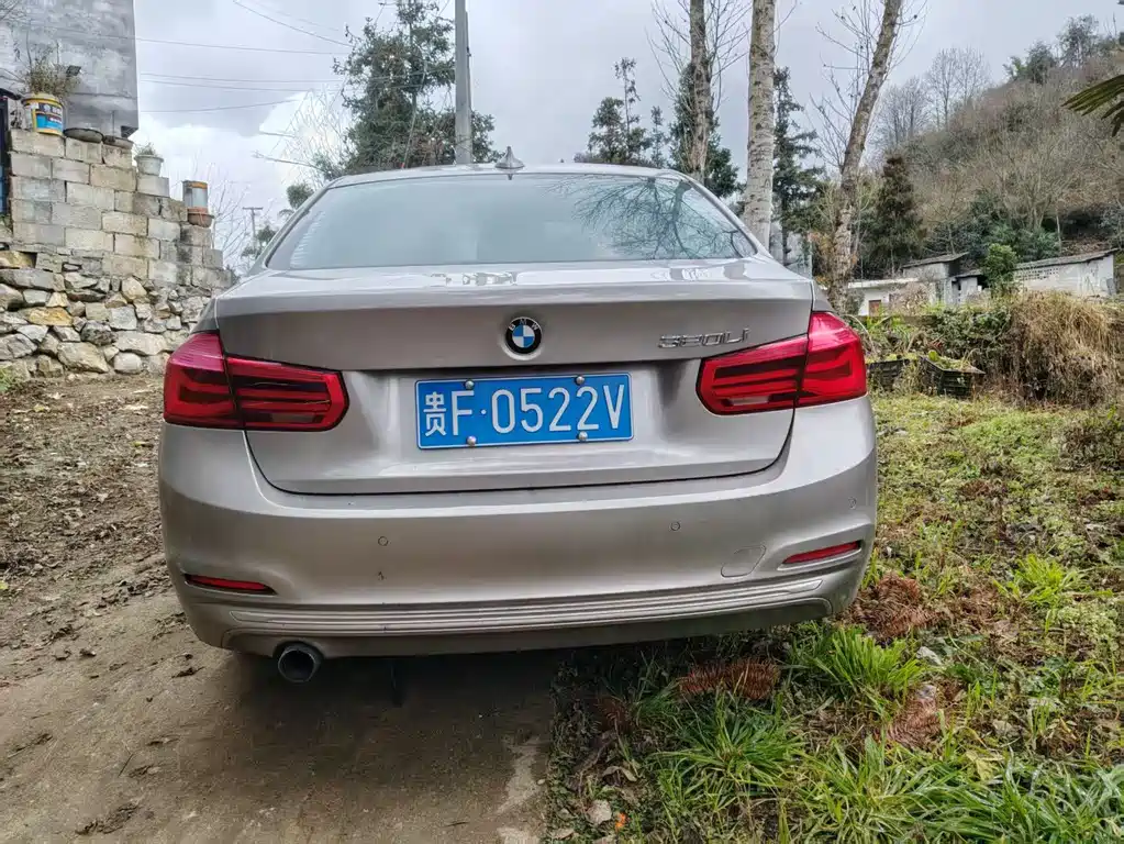 BMW 3 Series 2017 — фото 15