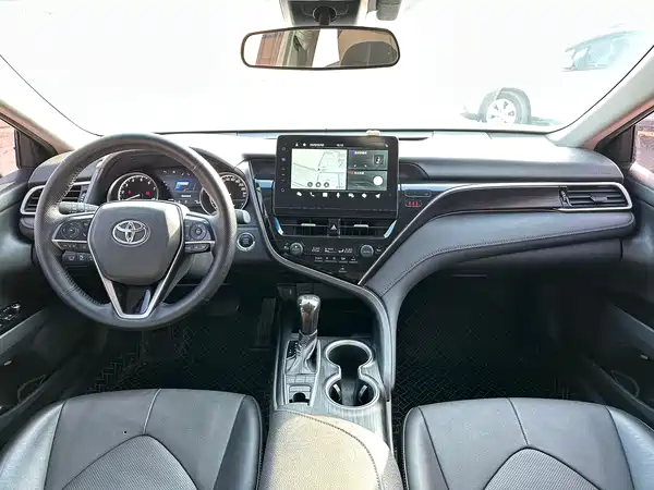 Toyota Camry 2023
