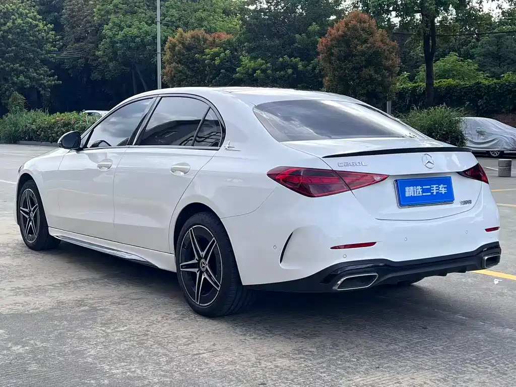 Mercedes-Benz C-Class 2025