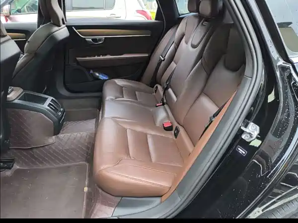 Volvo S90 2019