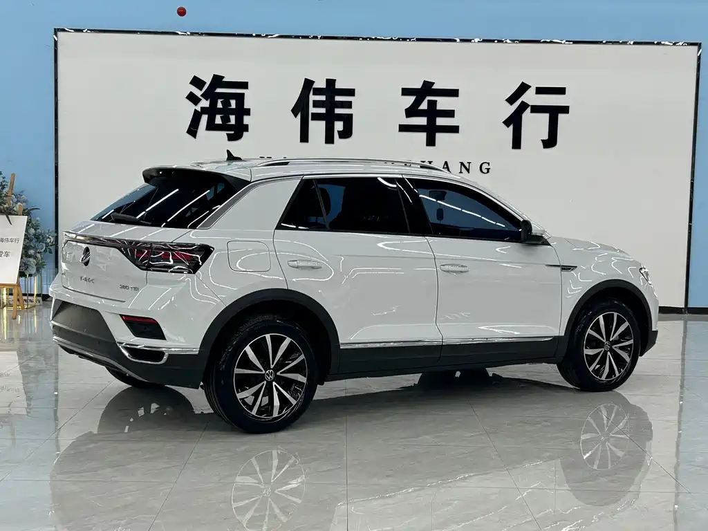 Volkswagen T-Roc 2023
