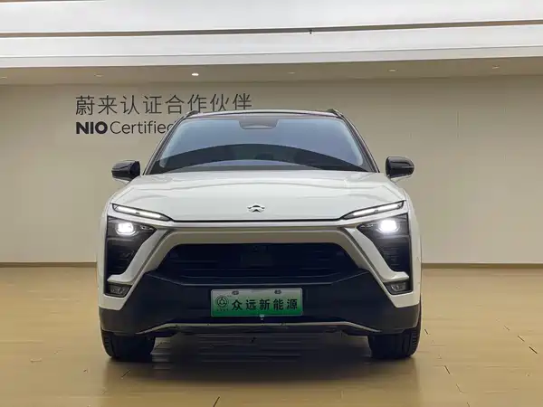 NIO ES8 2019