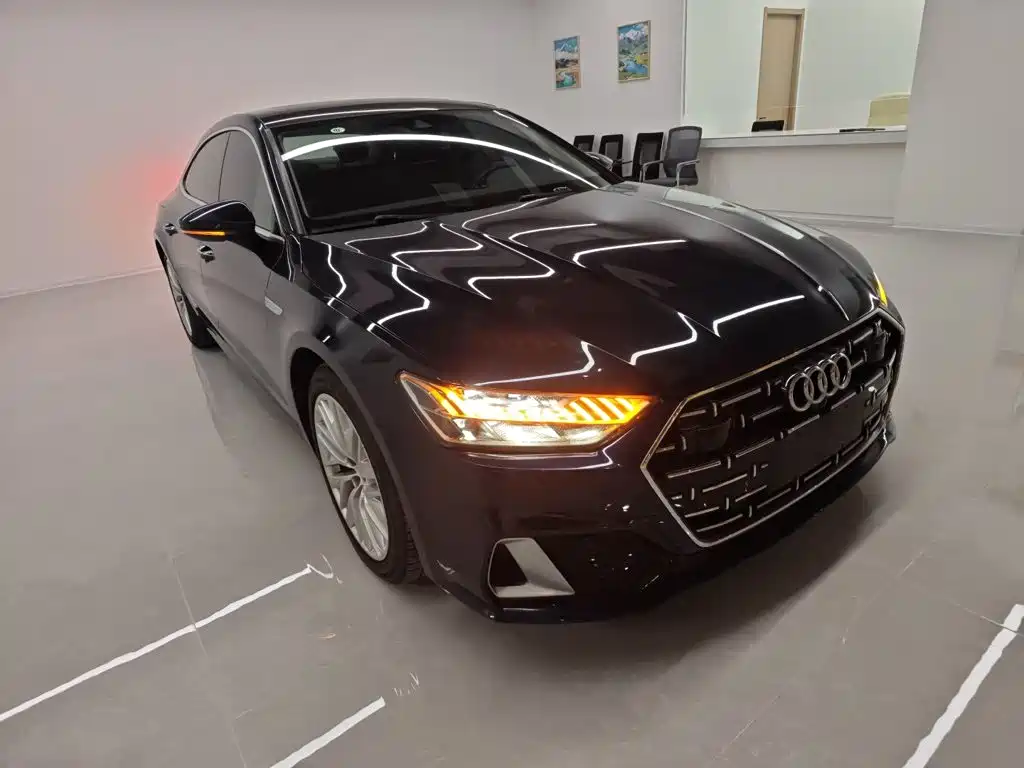 Audi A7L 2023 — фото 20