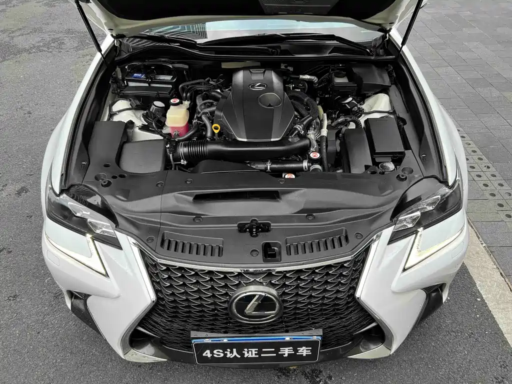 Lexus GS 2017 — фото 30