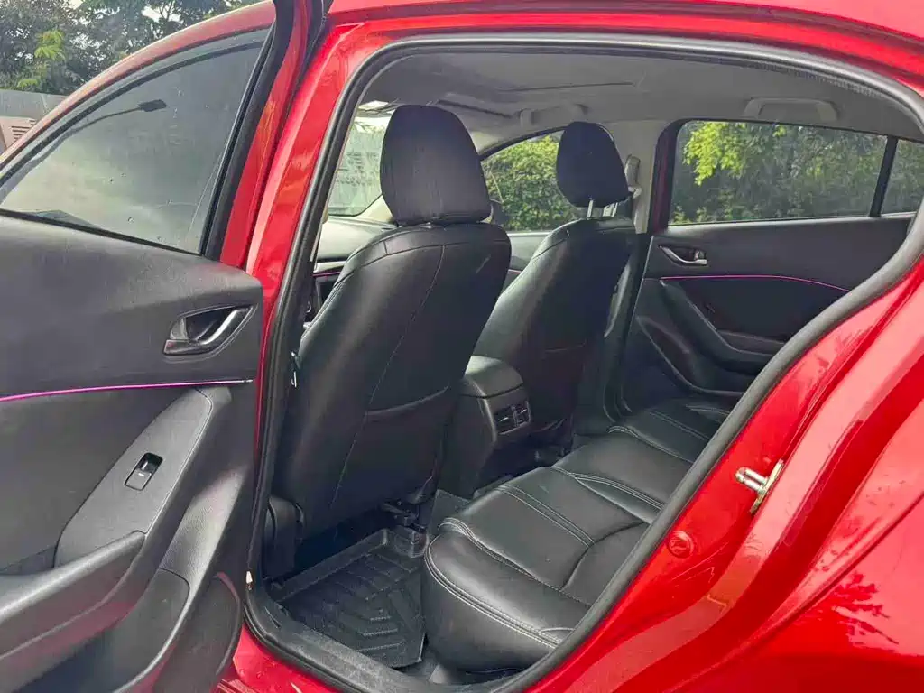 Mazda 3 Axela 2019