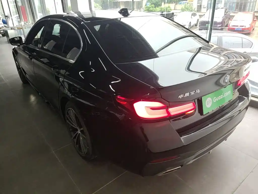 BMW 5 Series 2023