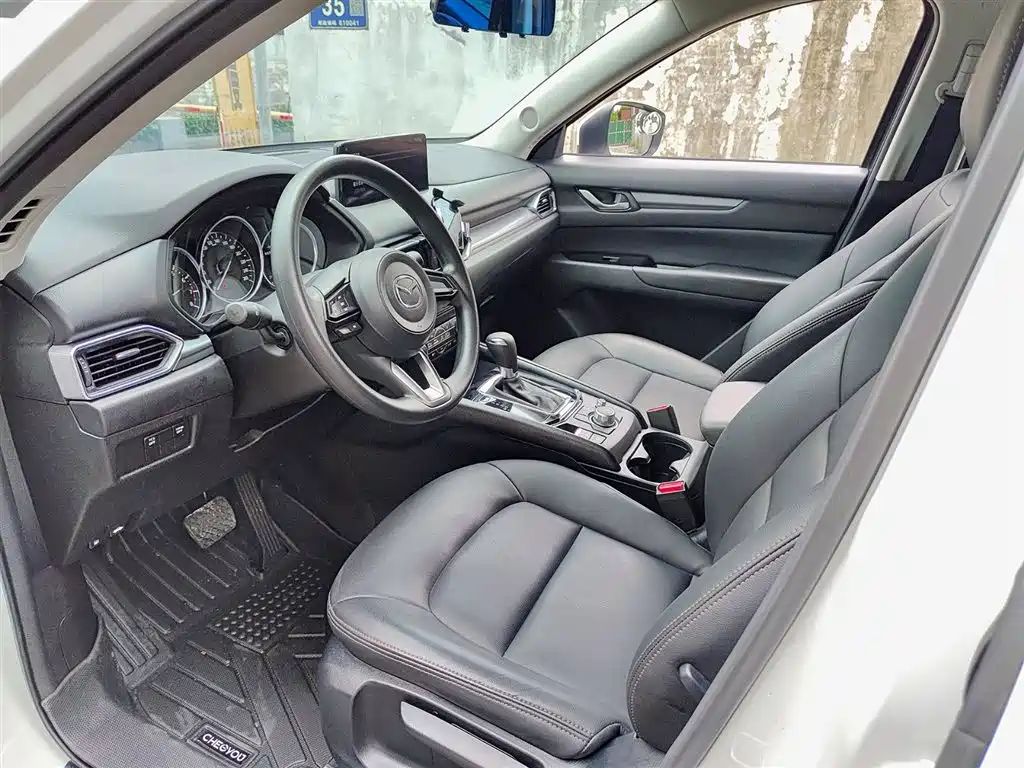 Mazda CX-5 2025