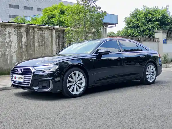 Audi A6L 2022