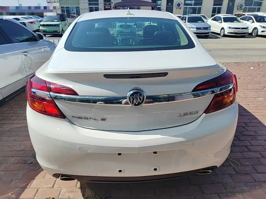 Buick Regal 2015 — фото 6
