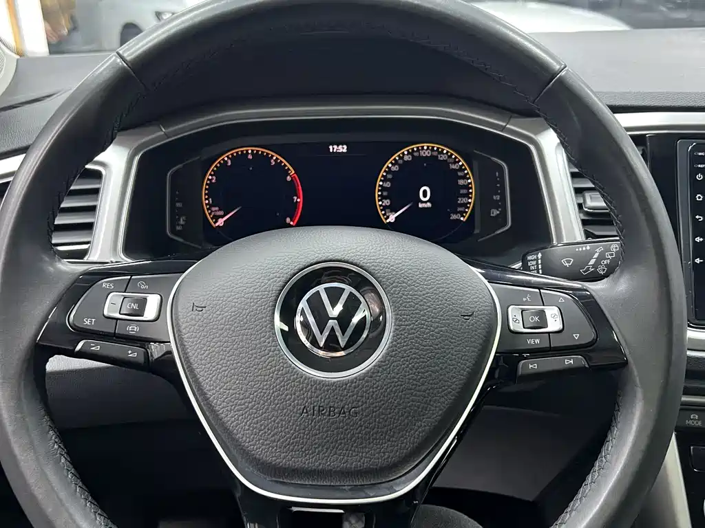 Volkswagen T-Roc 2022 — фото 16