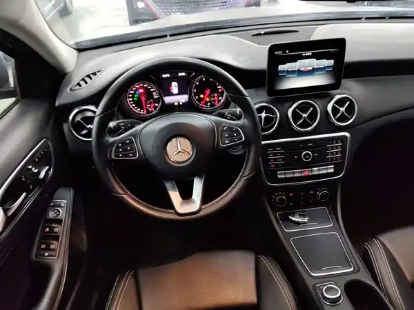 Mercedes-Benz GLA 2018