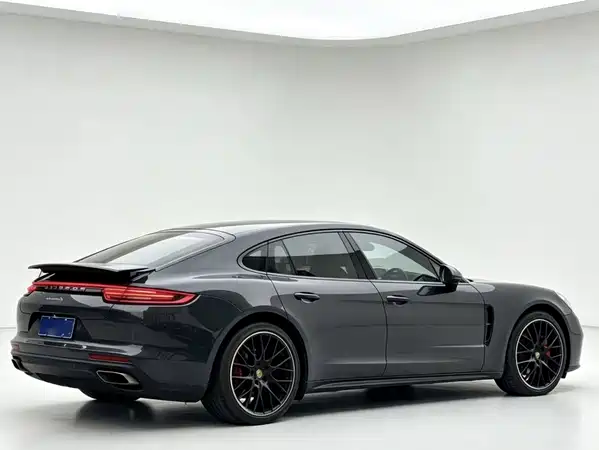 Porsche Panamera 2017