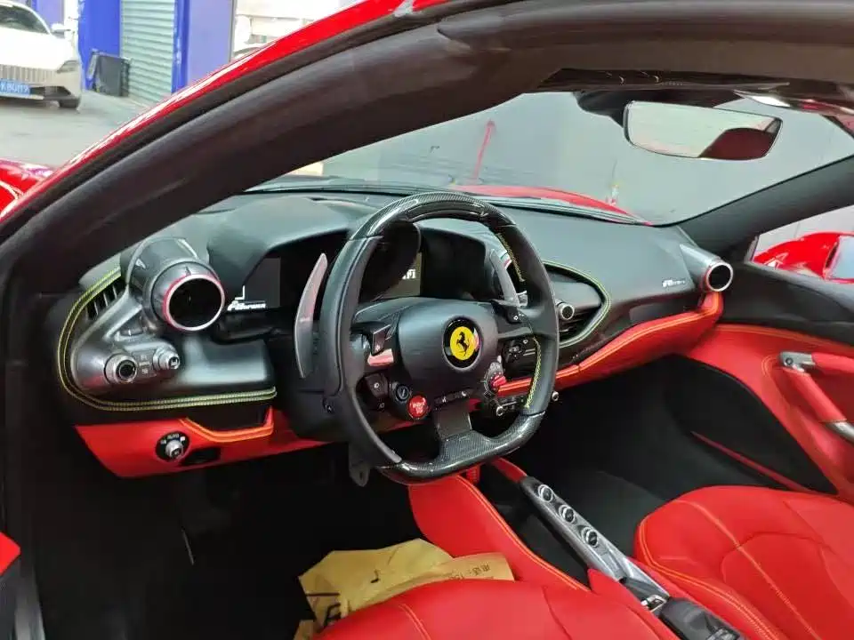 Ferrari F8 2022 — фото 3