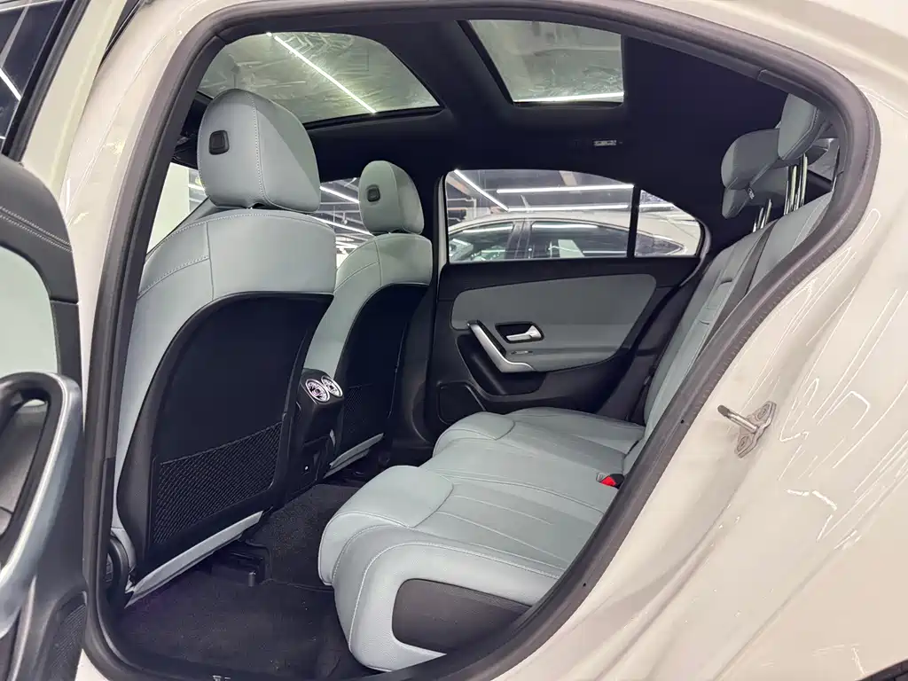 Mercedes-Benz A-Class 2023 — фото 9