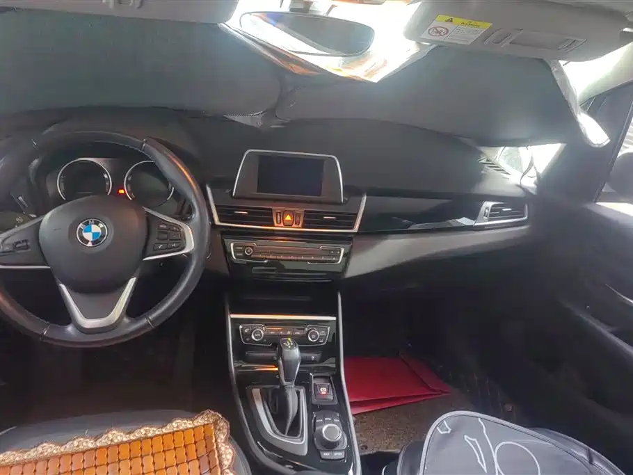 BMW 2 Series Active Tourer 2019 — фото 13