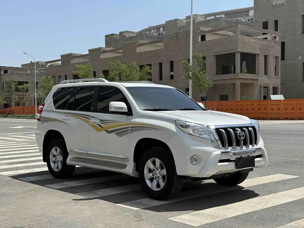 Toyota Prado 2017 — фото 4