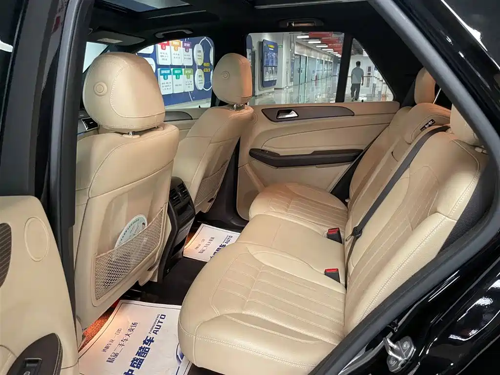 Mercedes-Benz GLE 2018 — фото 11