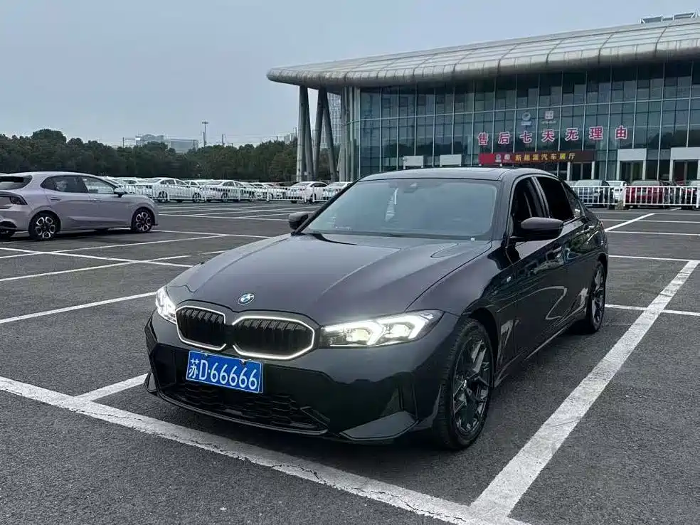 BMW 3 Series 2025