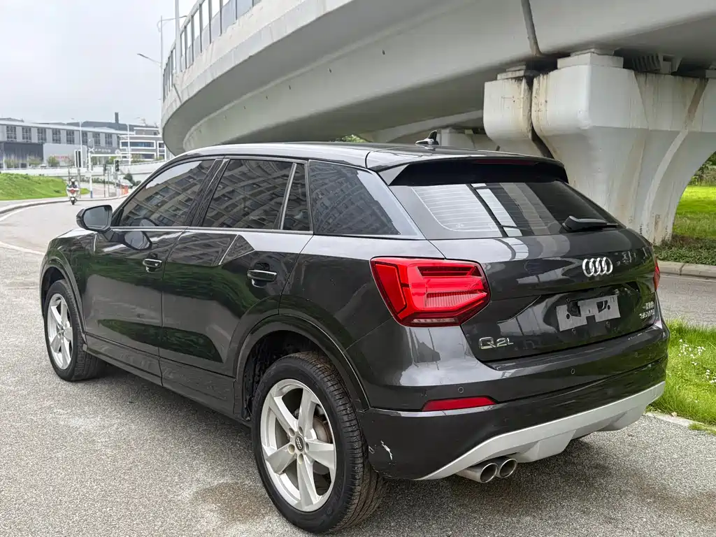 Audi Q2L 2020 — фото 7
