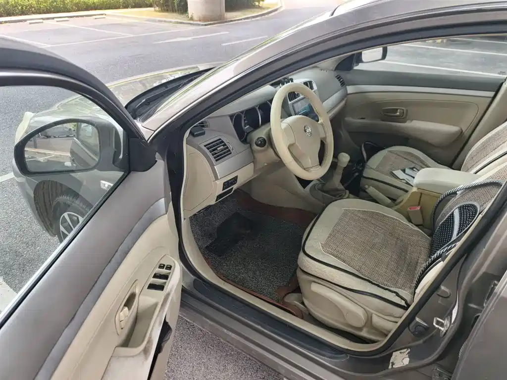Nissan Sylphy 2014 — фото 17