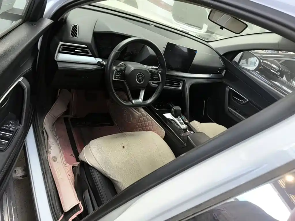 BYD Song Pro 2021 — фото 16