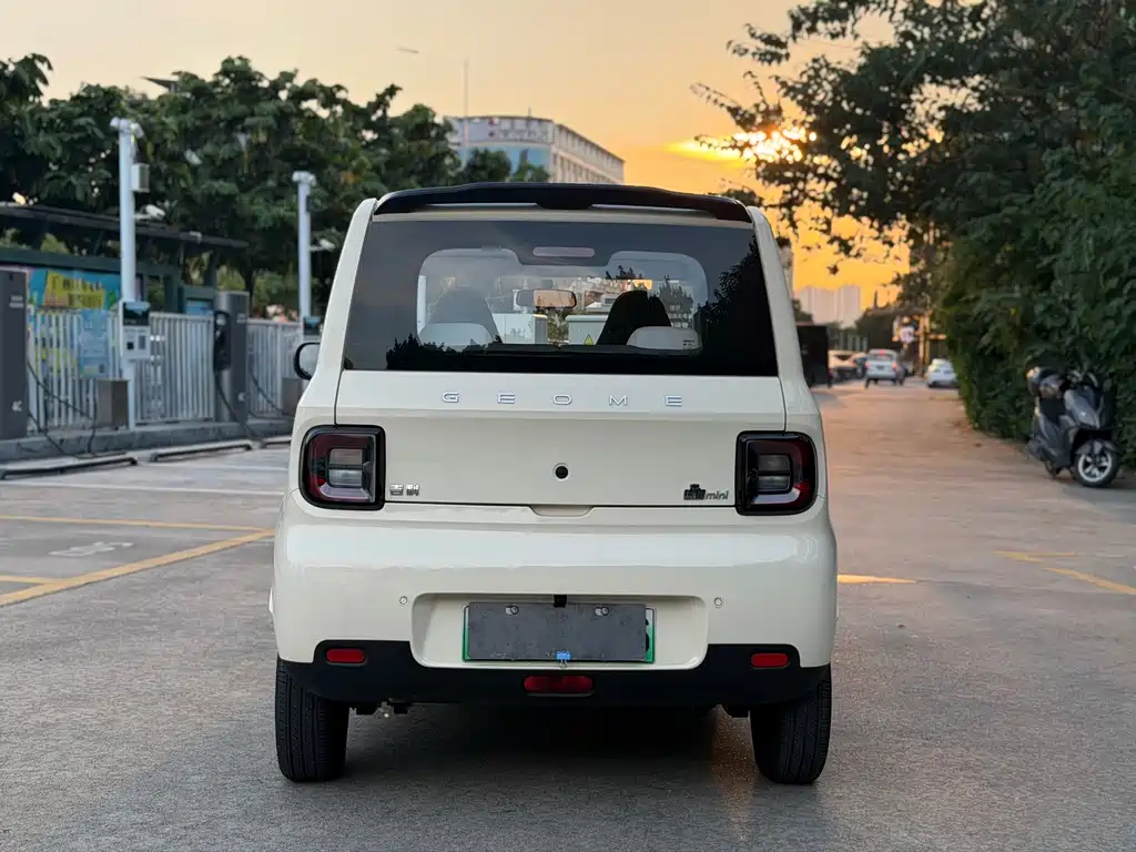 Geely Galaxy Panda 2025
