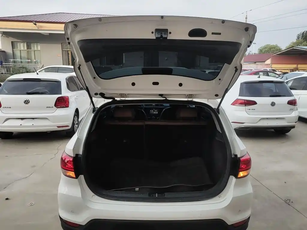 Kia KX CROSS 2018 — фото 19