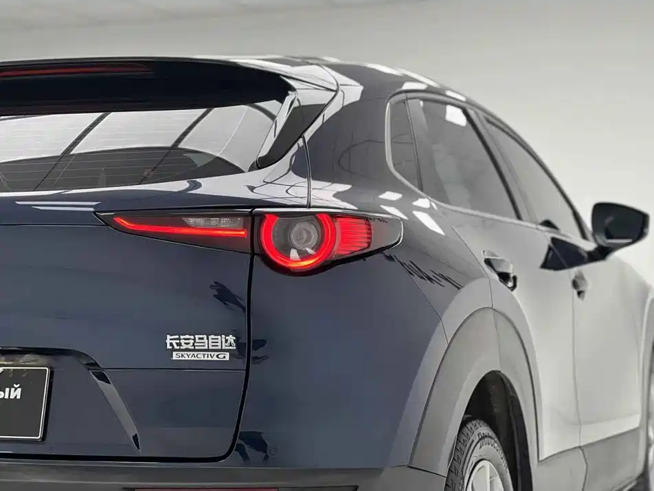Mazda CX-30 2022 — фото 9