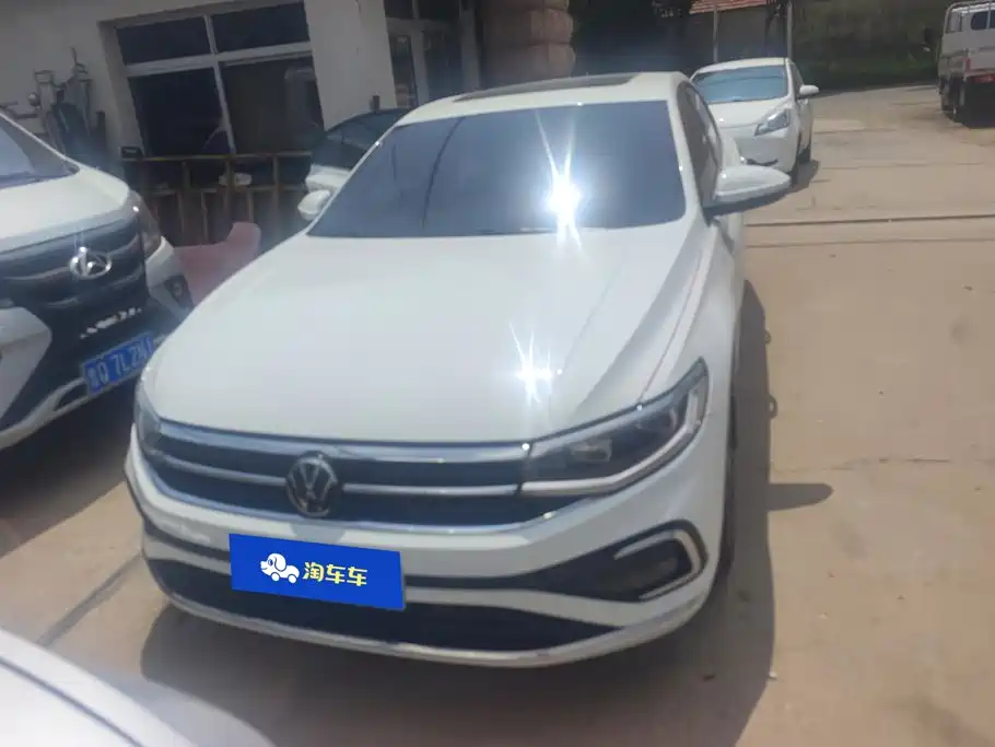 Volkswagen Bora 2023