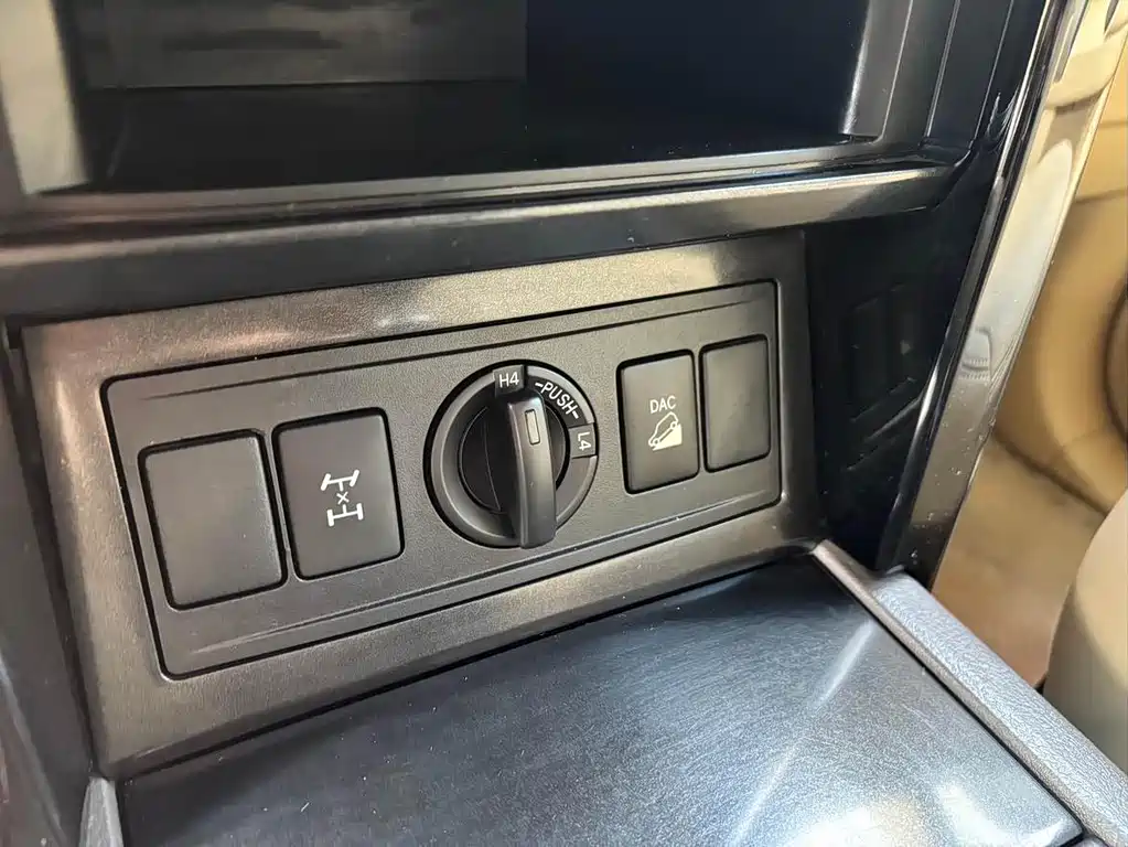 Toyota Prado 2017 — фото 11