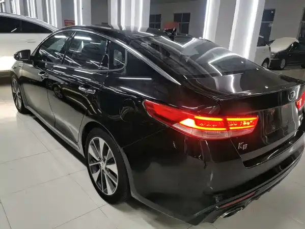 Kia K5 2015